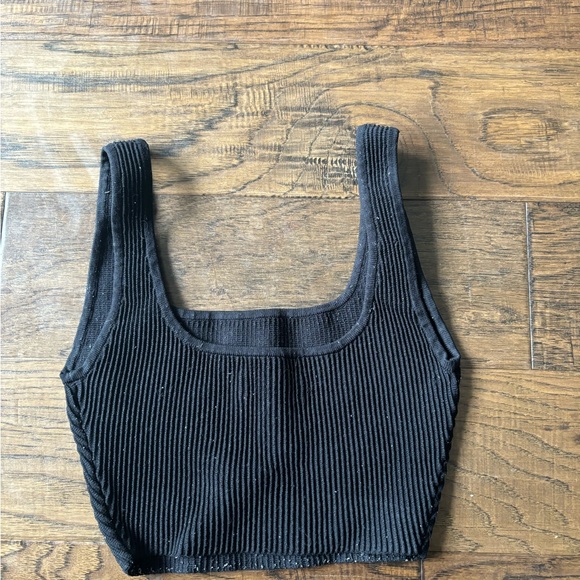 babaton sculpt knit tank - Picture 2 of 3